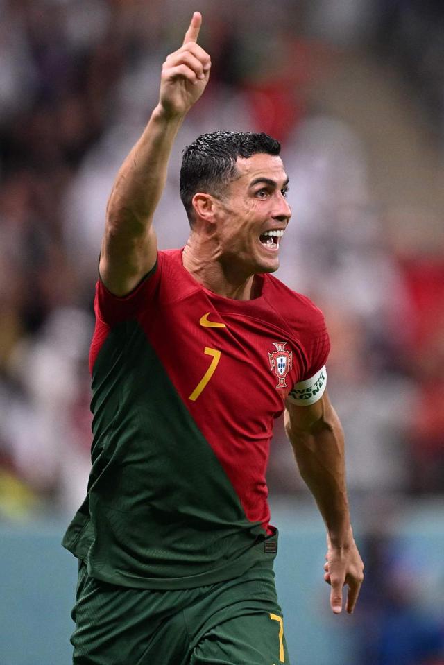 本泽马：皇马缺少有经验的人，能站出来说“这个地方你做错了”（本泽马称皇马缺乏能站出来直言指错的老将）