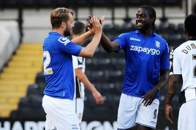 巴顿：李嗣镕一直很努力地训练，他的中超首秀应该是满分（巴顿称李嗣镕训练刻苦：中超首秀堪称满分）