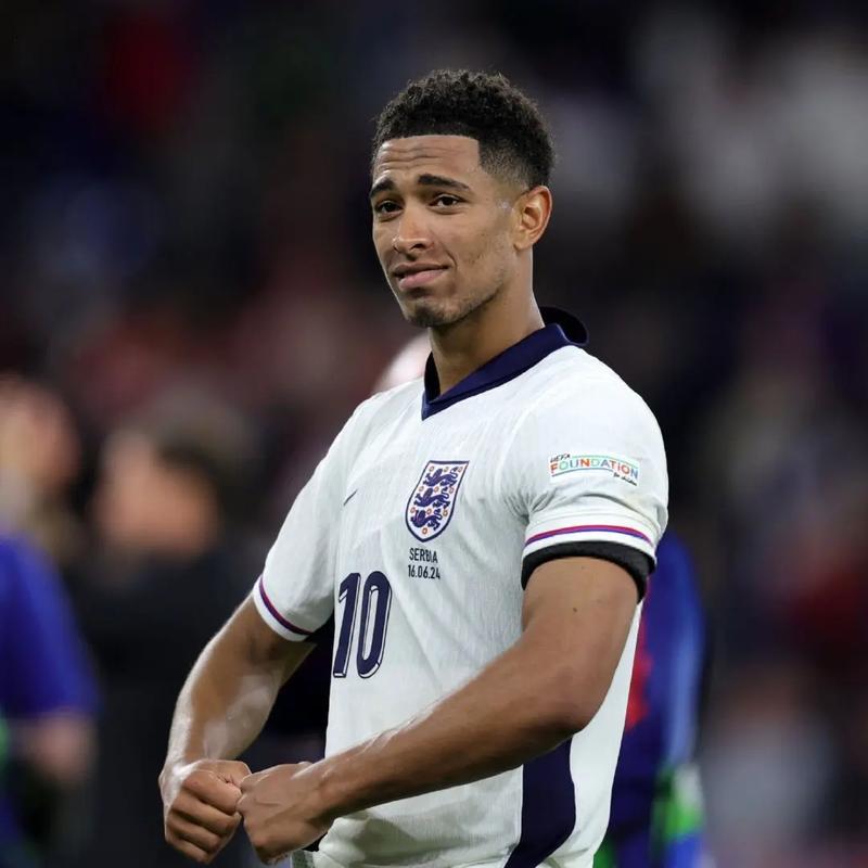 欧冠积分榜分析：各队晋级形势紧张,（欧冠积分榜解读：出线竞争趋于白热化）