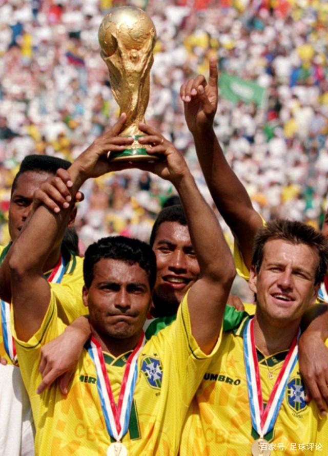 哈曼：拜仁仍是欧冠冠军的重要竞争者，战胜大巴黎是一种警告（哈曼：拜仁依然是欧冠争冠热门，击败大巴黎释放了警示信号）