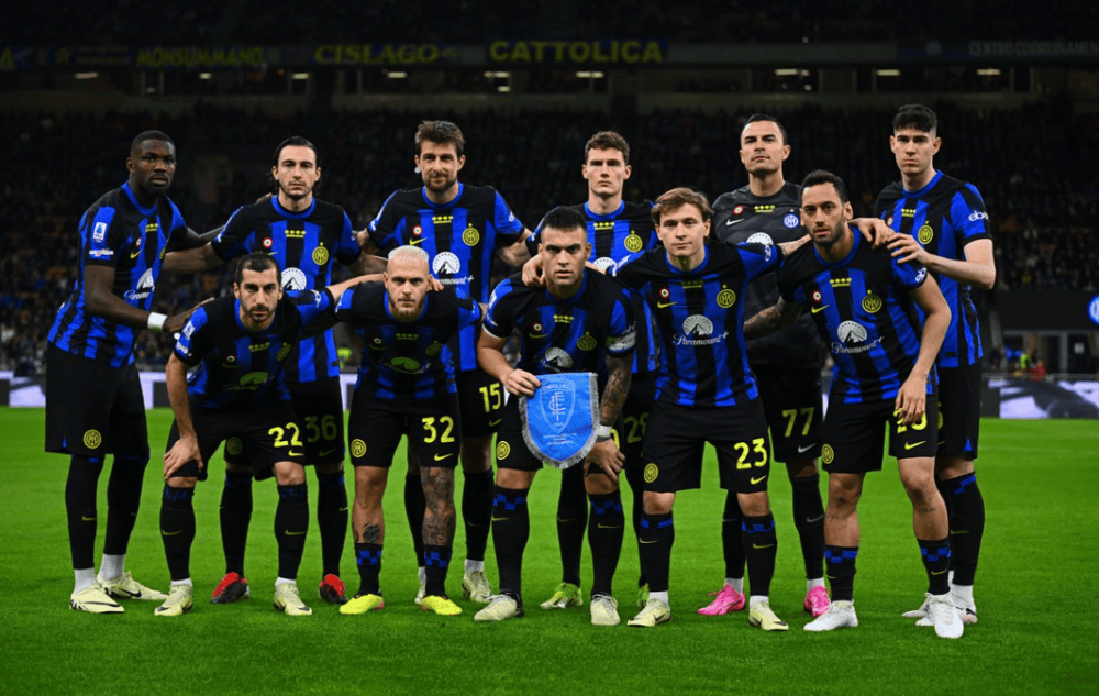 英超曼城与利物浦积分榜争夺白热化（曼城与利物浦英超榜首之争白热化）