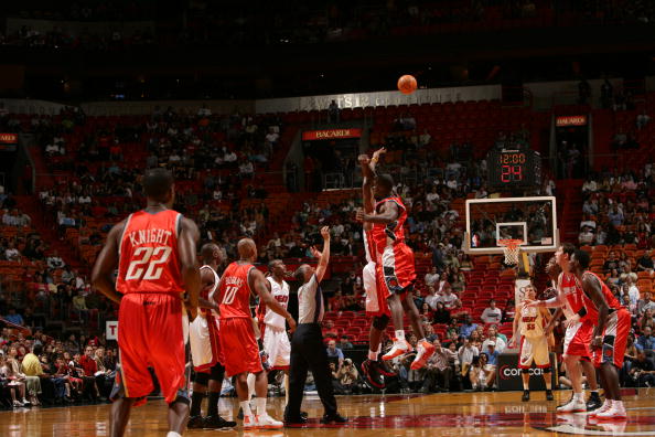 欧冠之夜法国海外球员表现：萨利巴尝试后腰，乌帕决定性（欧冠之夜法国留洋球员观察：萨利巴客串后腰，乌帕发挥决定性作用）