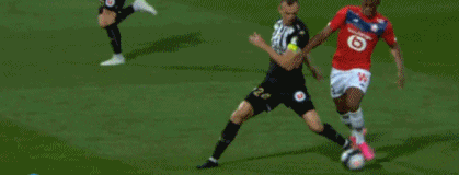 震惊+1！美记：我本以为保罗是快船队史首个退役球衣的球员