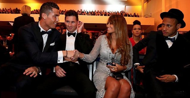 拉波尔塔：皇马代表权力，巴萨代表自由；队中大牌太多通常行不通（拉波尔塔：皇马象征权势，巴萨象征自由；堆砌大牌多半行不通）